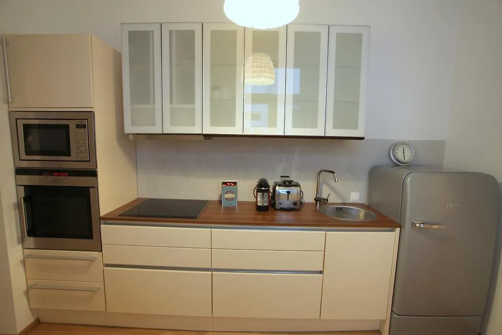 Appartamento Moderne Stadtwohnung Mit Balkon Vienna Austria